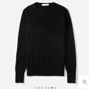 Everlane Black V-Neck 100% Cashmere Sweater Small